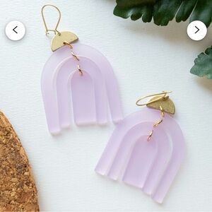 Pastel lavender frosted rainbow earrings